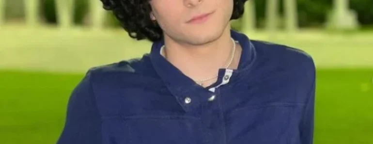 Arny Parsons (TikTok Star) Wiki, Biography, Age, Girlfriend, Height, Ethnicity, Parents & Family