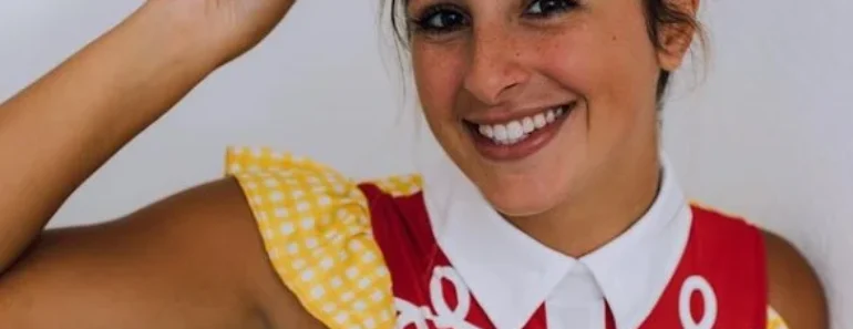 Corina Layton (Dental Hygienist) Wiki, Age, Husband, Parents, Height & BIO Corina Layton (Dental Hygienist) Wiki, Age, Husband, Parents, Height & BIO