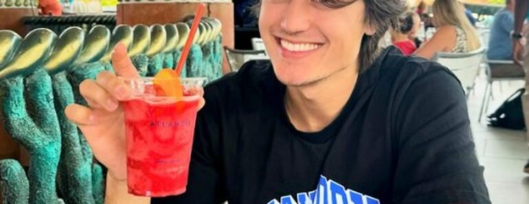 Kelly Wakasa: Wiki, Biography, Age, Girlfriend, Family, Net Worth, and Height Kelly Wakasa: Wiki, Biography, Age, Girlfriend, Family, Net Worth, and Height