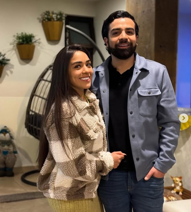 Alex Cervantes with his girlfriend Ceci Maldonado