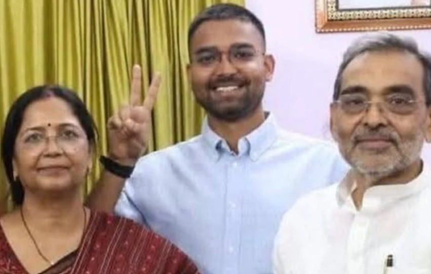 Deepak Prakash with his parents