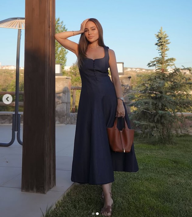 Gizem Zor height