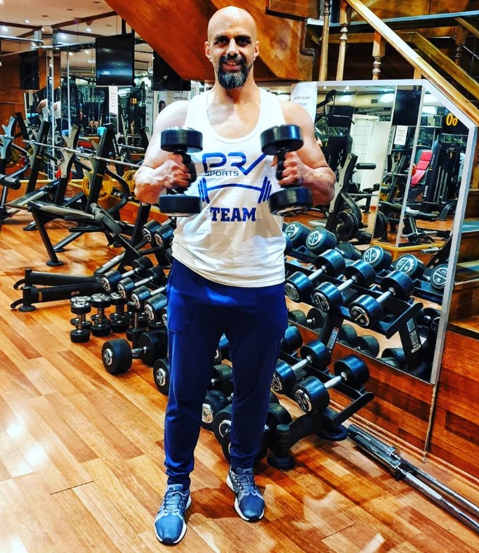 Hasan Yalnızoglu height