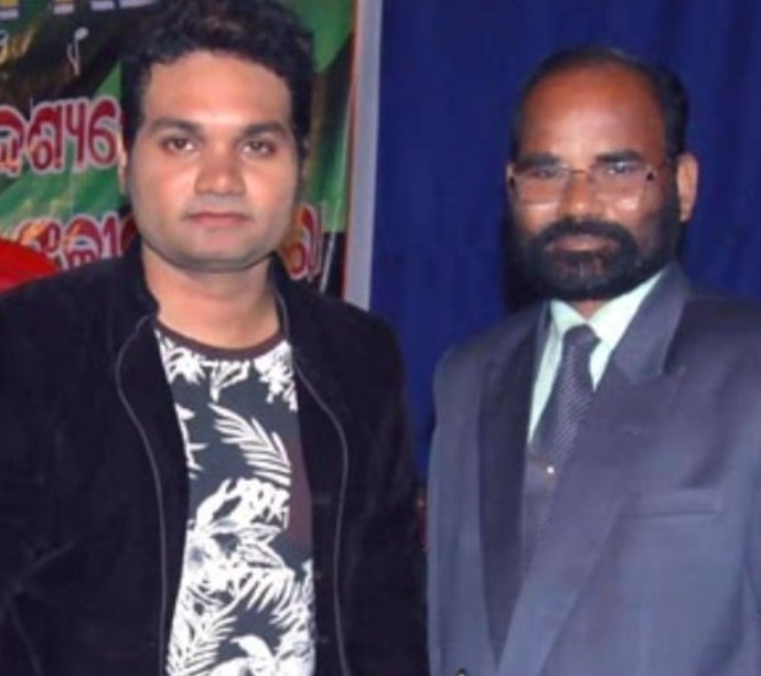 Humane Sagar with his father