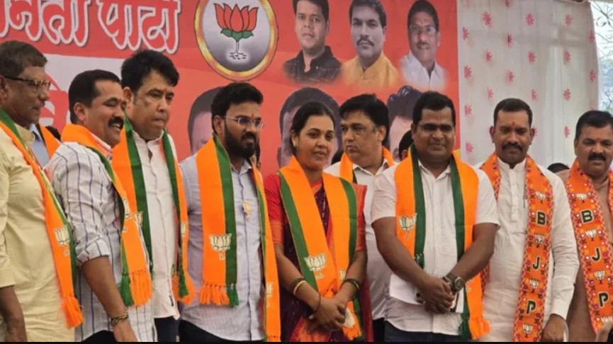 Kashinath Chaudhari profession