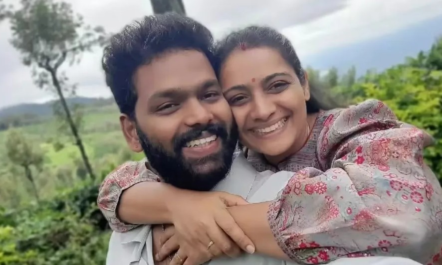 Meera Vasudevan with her husband Vipin Puthiyankam