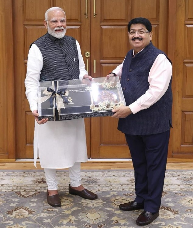 Parimal Nathwani with Narendra Modi