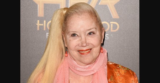 Sally Kirkland