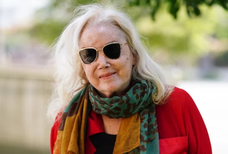 Sally Kirkland wiki