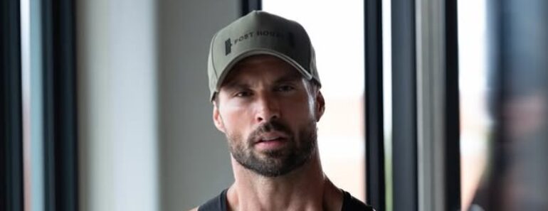 Walter Savage: Height, Biography, Net Worth, Age, Family Walter Savage: Height, Biography, Net Worth, Age, Family