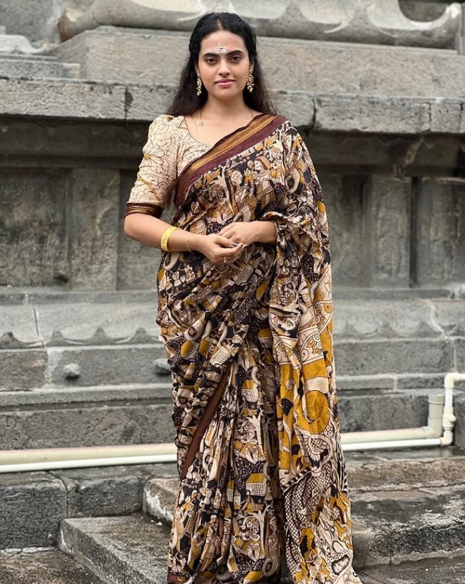 Yamuna Chinnadurai height