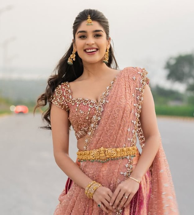 Yukti Thareja wiki