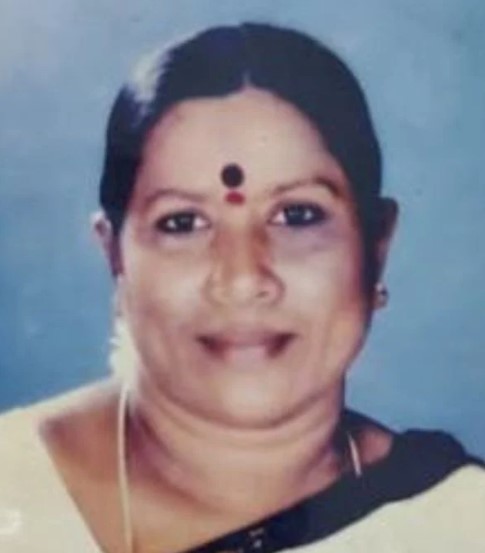 Aamani's mother