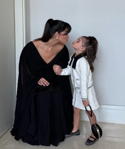 Arbenita Ismajli with her daughter