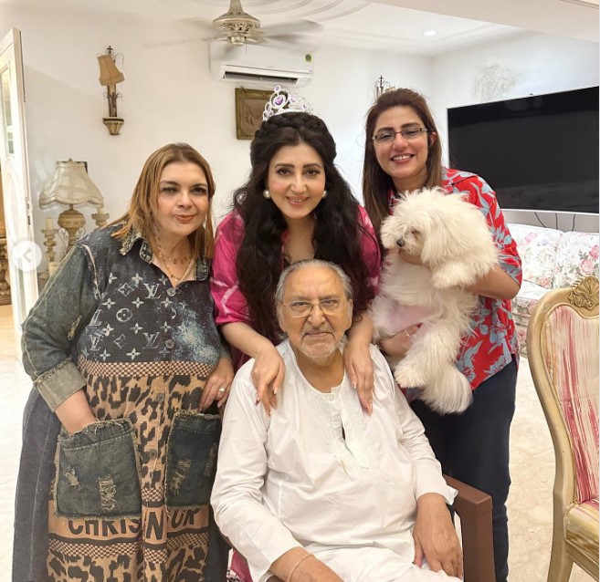 Archana Kochhar with her family members