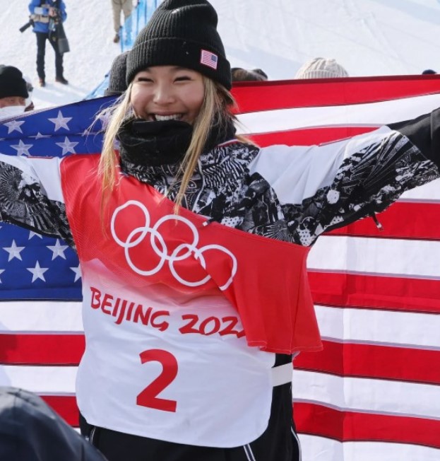 Chloe Kim posing at the Winter Olympics held in Beijing, China, in 2022