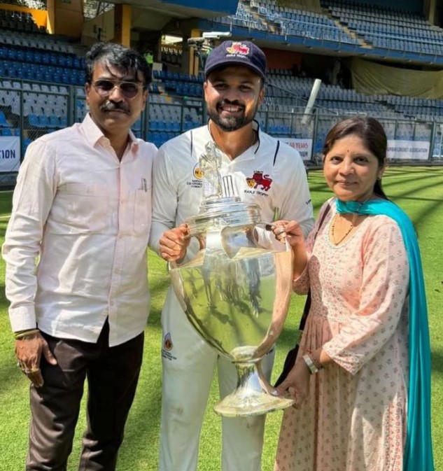 Hardik Tamore with his parents