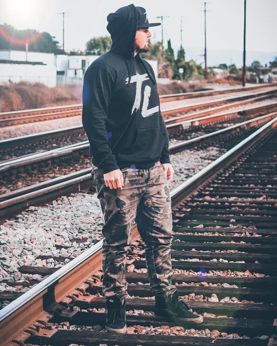 Lowtek Z33 height