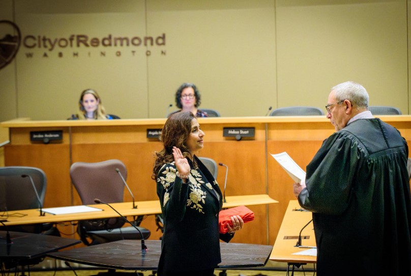 Menka Soni, while taking the oath as Redmond City Councillor