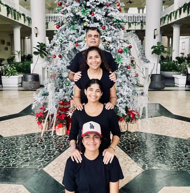 Menka Soni with her husband and daughters