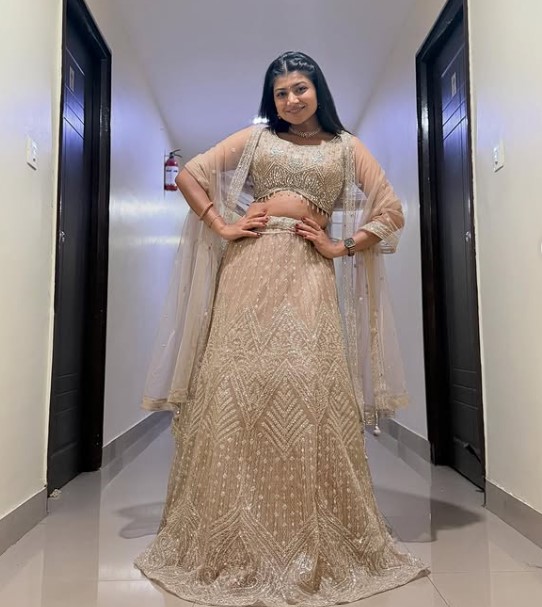 Nandini CM height