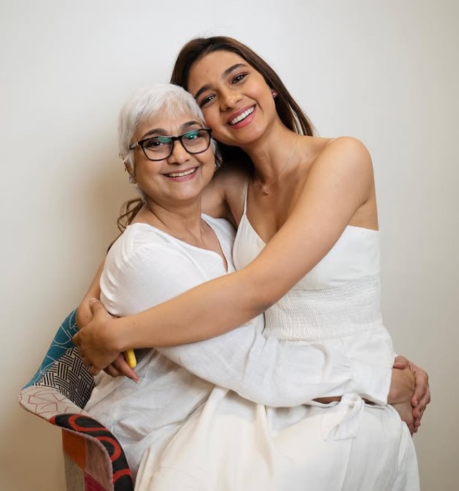 Natasha Bharadwaj with her mom