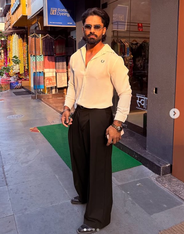 Sarthak Ranjan height