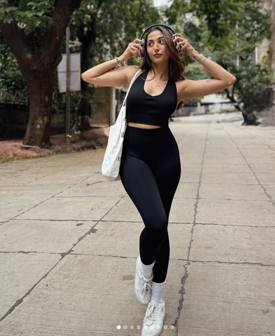 Shanaya Makani height