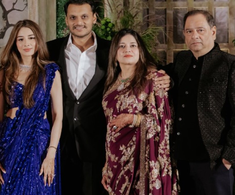 Tanishka Kulkarni with her parents and husband