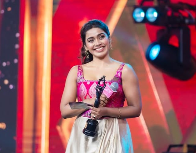 Tharsika Navaratnaraja award