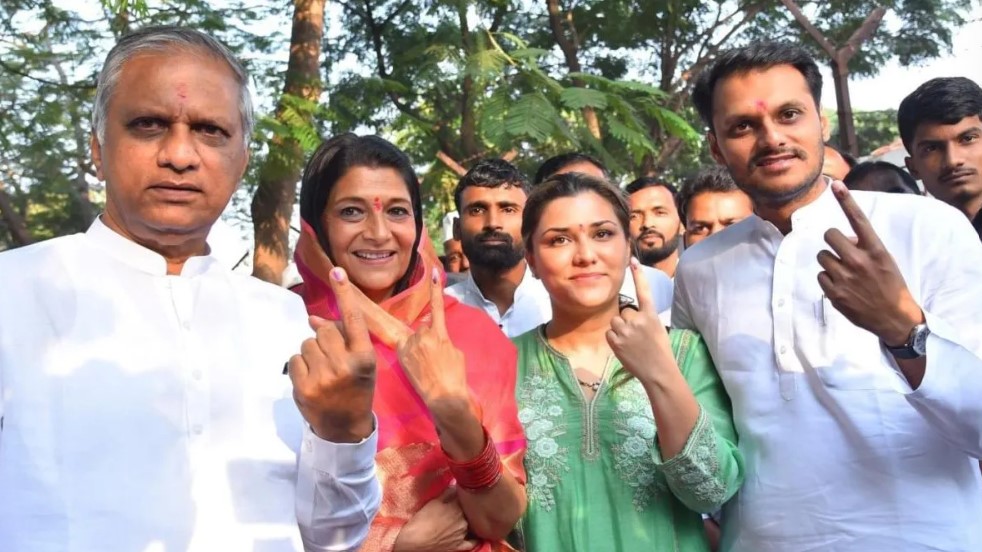 Yugendra Pawar with his parents and sister
