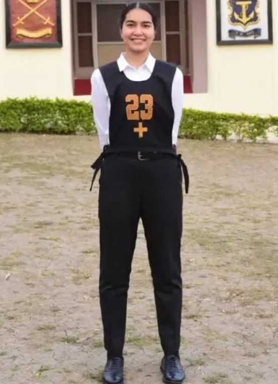 Akshita Dhankar height