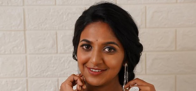 Dhanya Ananya