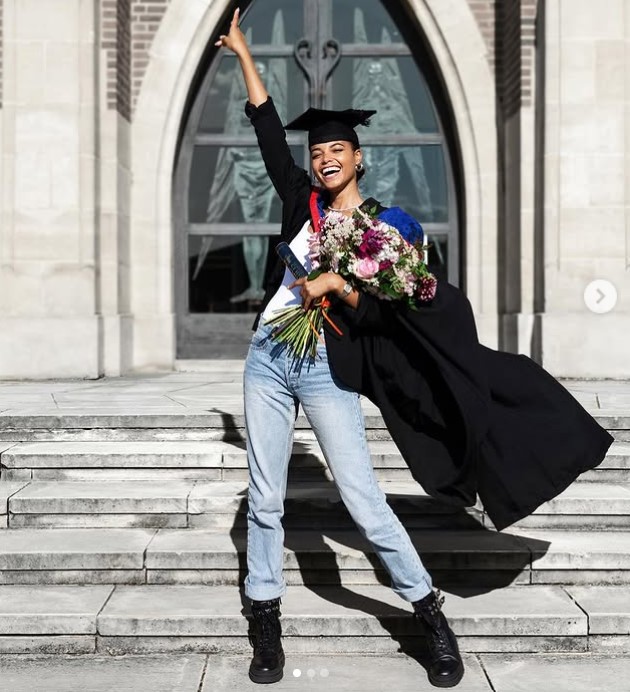 Ella Balinska height