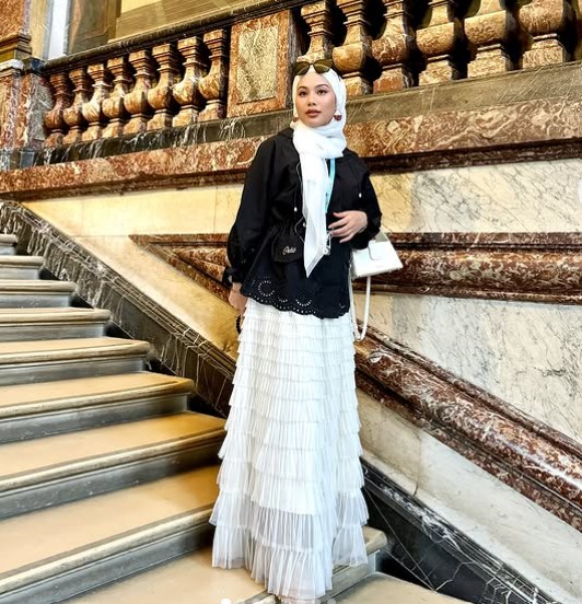 Erin Adnan height