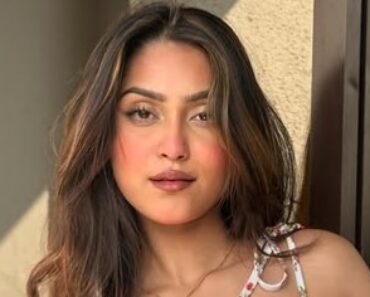 Simran Khan (Splitsvilla X6)