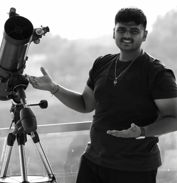 Aditya Pandya bio
