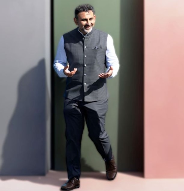 Ankur Vora height
