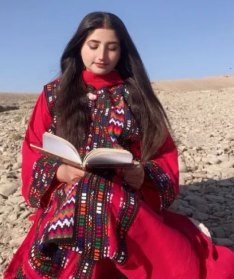 Asifa Mengal bio