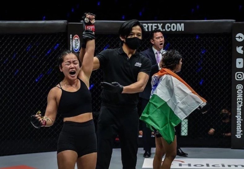 Bi Nguyen after winning her fight against Ritu Phogat