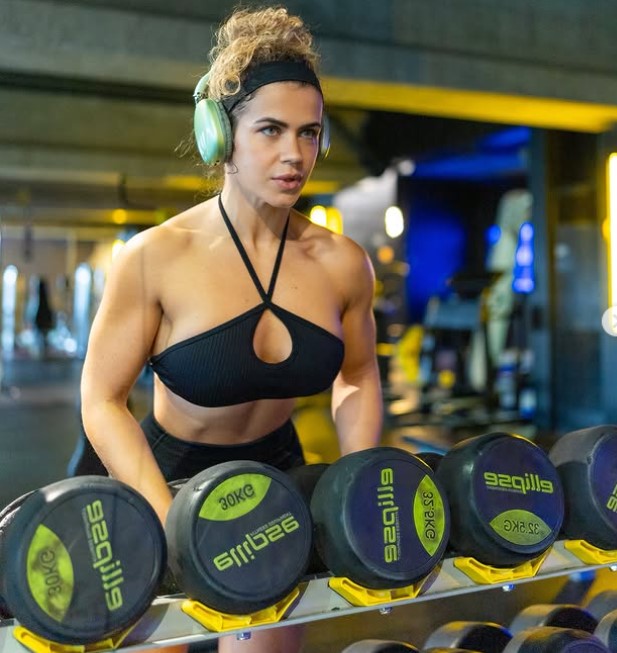 Carina Ferreira bio