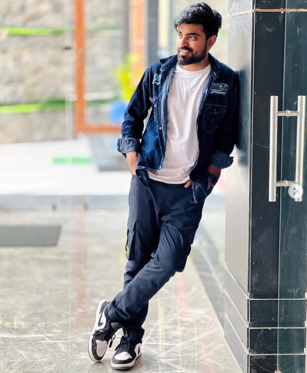 Dushyant Kukreja height