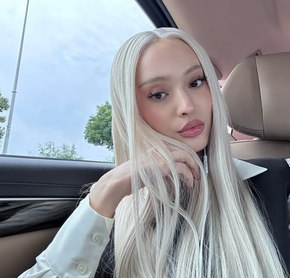 Faouzia bio
