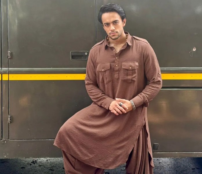 Hirav Mehta as Buf Rebel in Dhurandhar