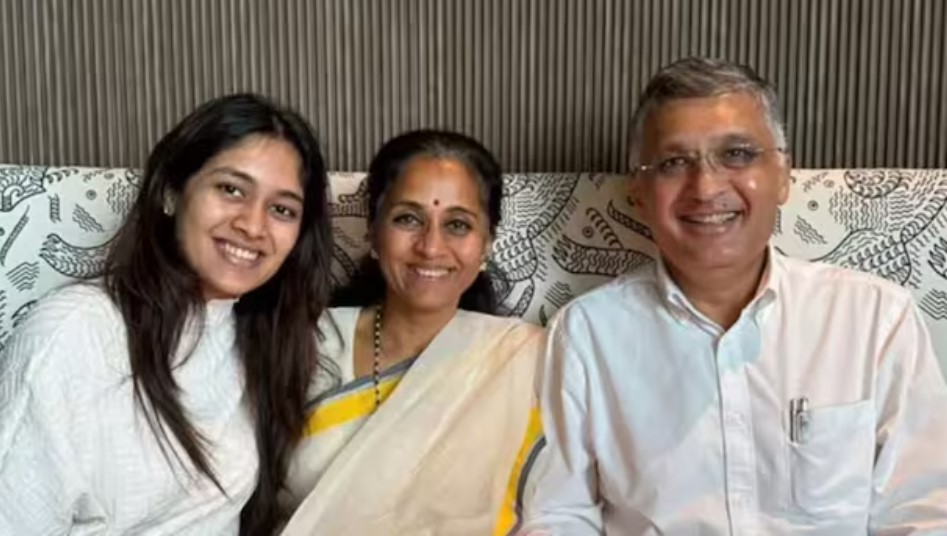 Revati Sule with her parents