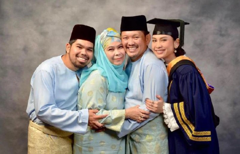 Sissy Imann with her family