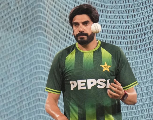 Usman Tariq biography