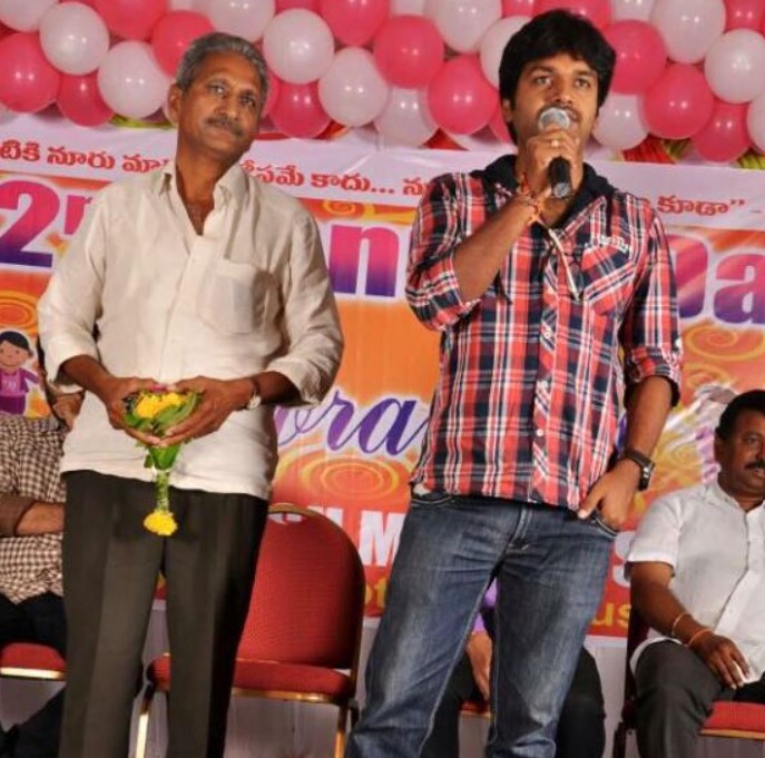 Anil Ravipudi with his father