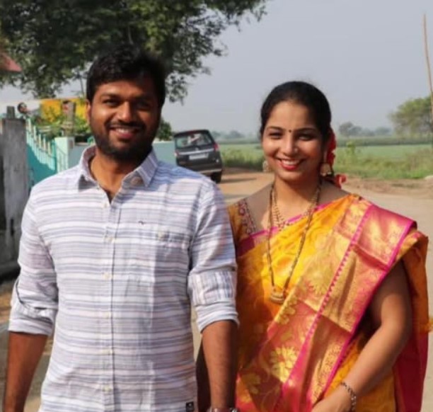 Anil Ravipudi with his wife