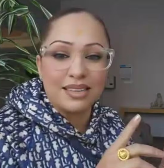 Nancy Grewal biography